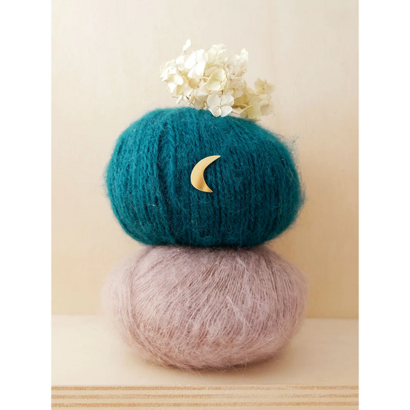 Pin's lune naïve
