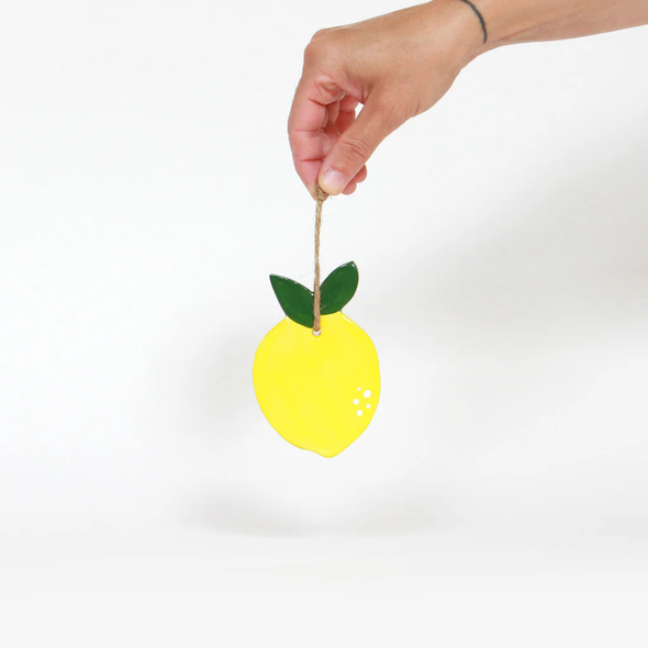 Le citron au mur