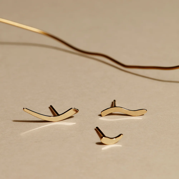 Mini boucles d'oreilles Vague