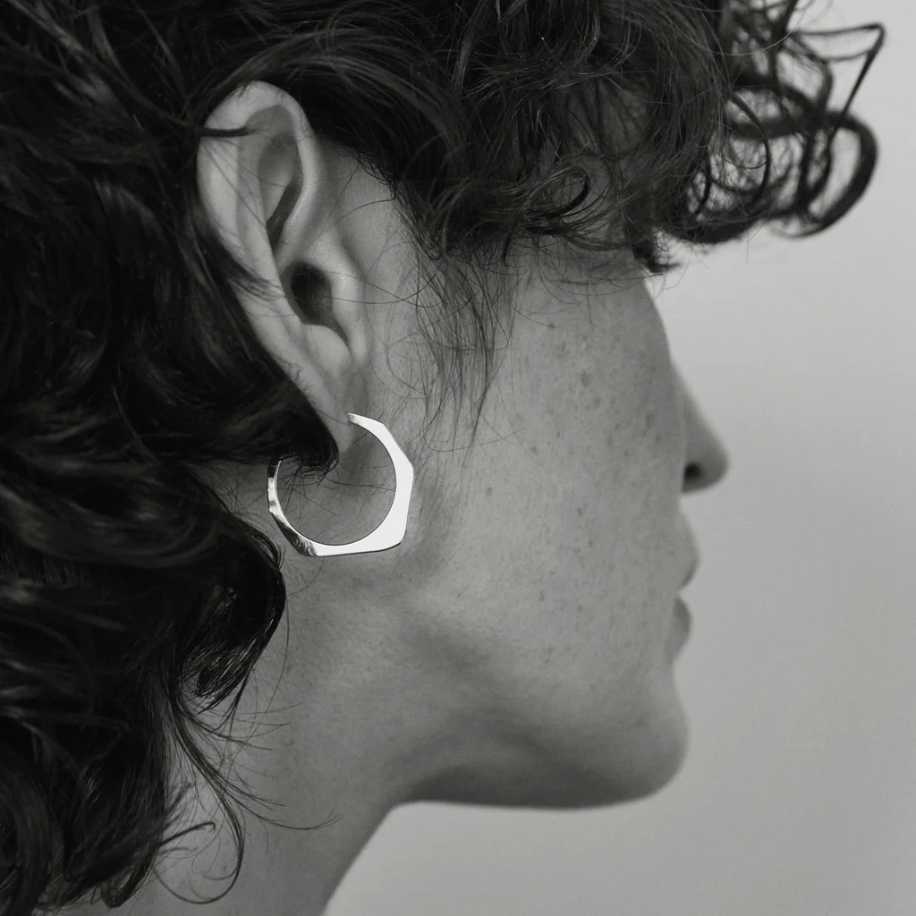 Petites boucles d'oreilles créoles Dune