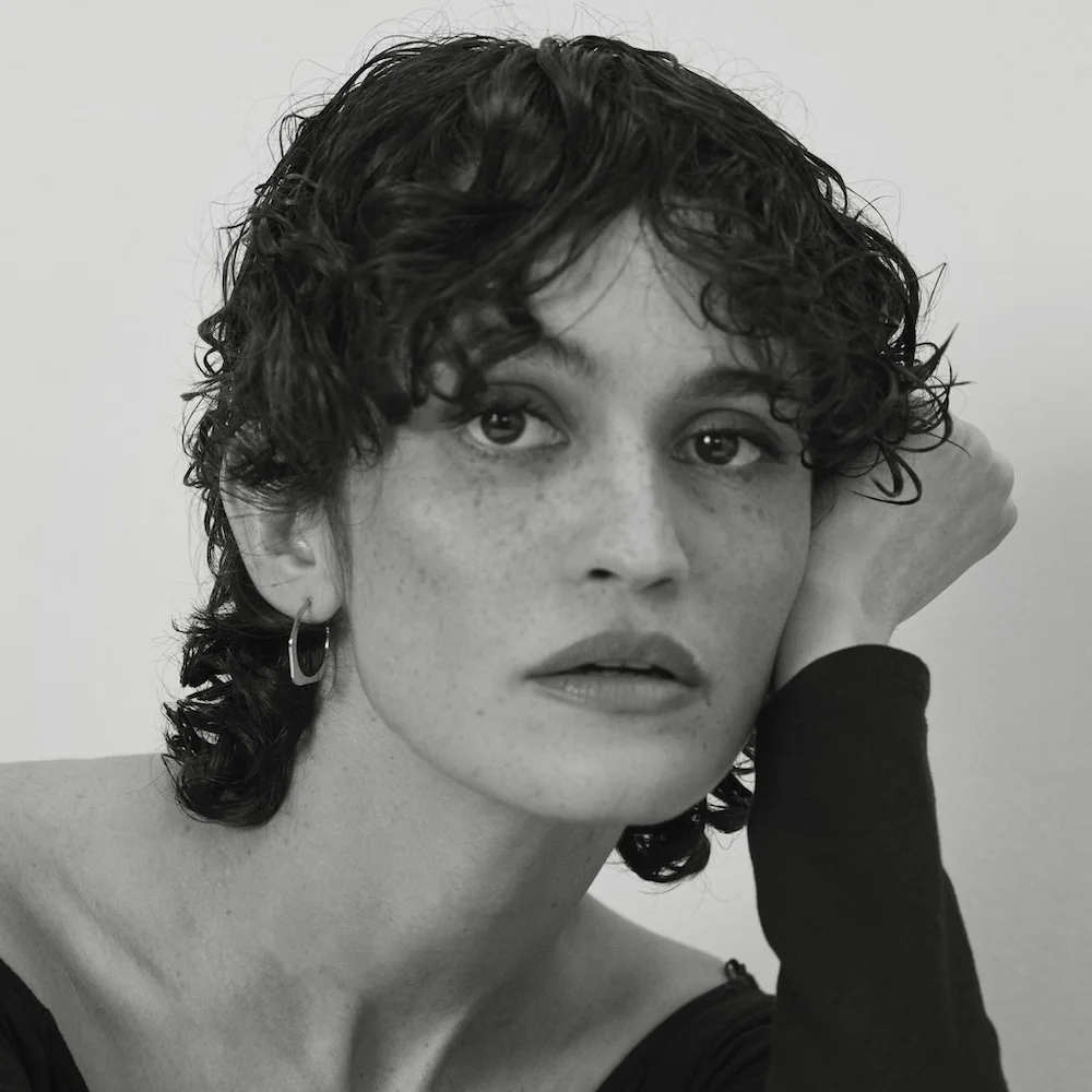 Petites boucles d'oreilles créoles Dune