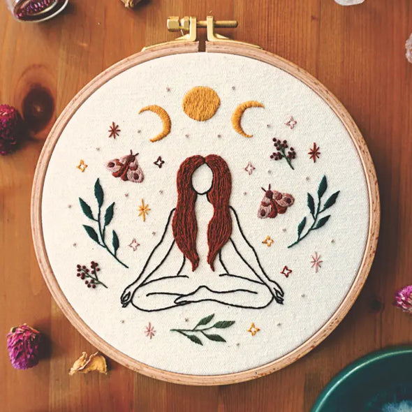 Kit de broderie DIY - Déesse lunaire de la récolte