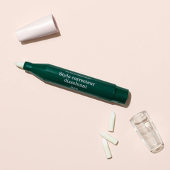 Stylo correcteur dissolvant
