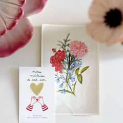 Pin's coeur en laiton - Merci maîtresse