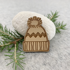Pin's en bois - Bonnet