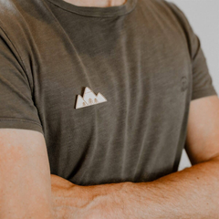 Pin's en bois - Montagne