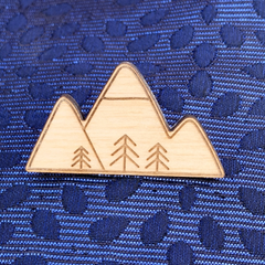 Pin's en bois - Montagne