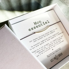 Bracelet Mon Essentiel - cordon prune