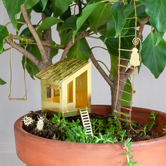 Mini-cabane pour vos plantes