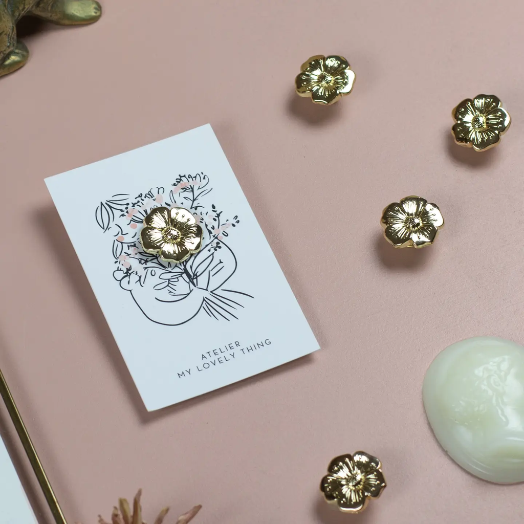 Pin's - Bouton d'or