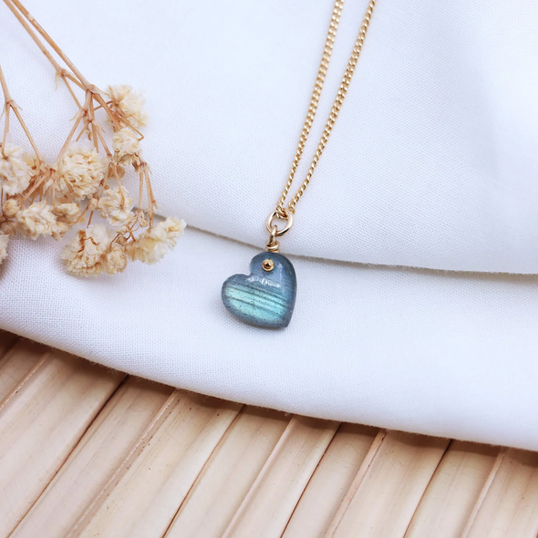 JANA | Collier coeur labradorite