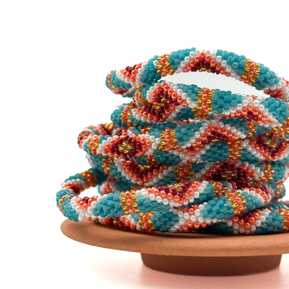 Bracelet népalais Turquoise, doré, blanc, bordeaux